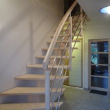 escalier-frene-rampe-poteaux-cylindriques