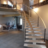 escalier-lamelle-colle-bois-rampe-bois-et-inox-2